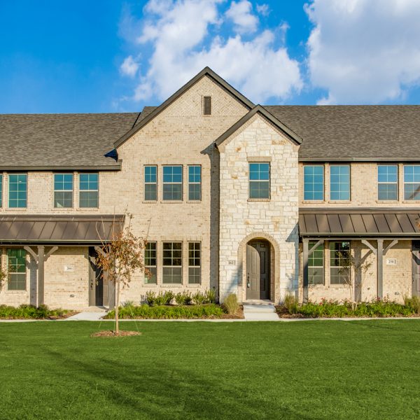 Harvest News: 7 Benefits of Buying a Townhome  <br> (And Why Homebuyers Should Consider New Townhouses in DFW)