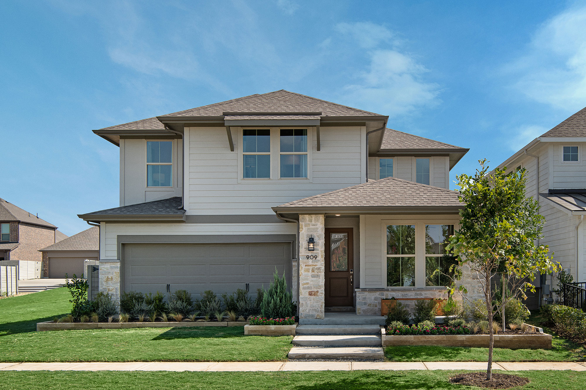 Exterior of Tri Pointe Laurel Model home